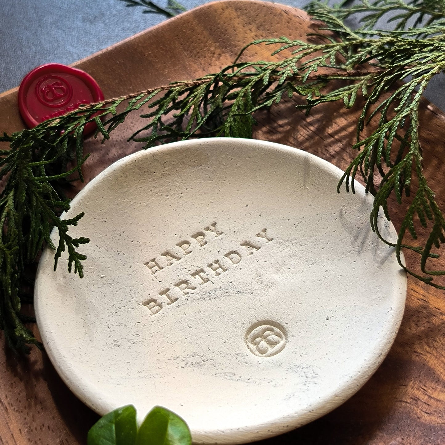 FESTIVE GREETINGS | Trinket Dish Diffuser